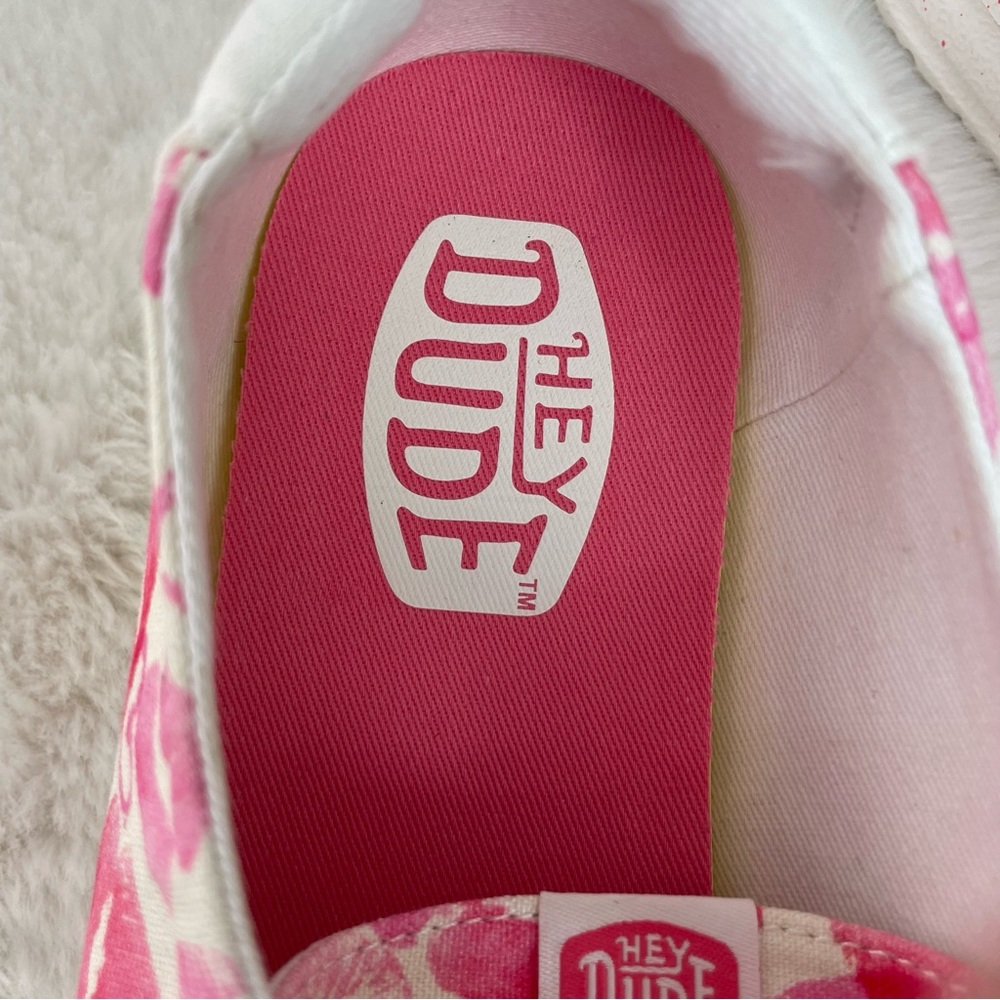 Hey Dude Wendy Kisses Shoes Size 9 - Picture 4 of 7